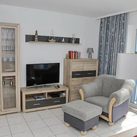 Marina Schleusenpriel *