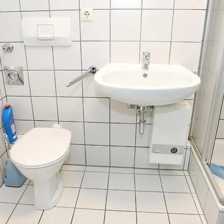 Marina Schleusenpriel *