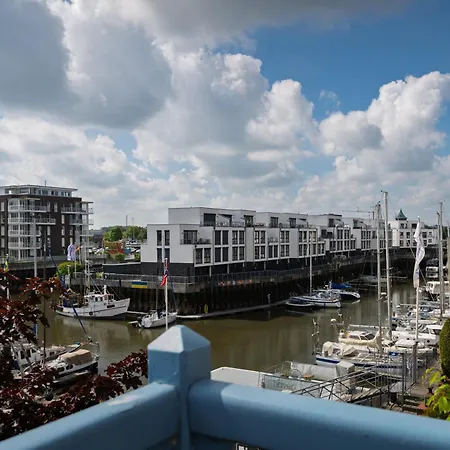Marina Schleusenpriel *